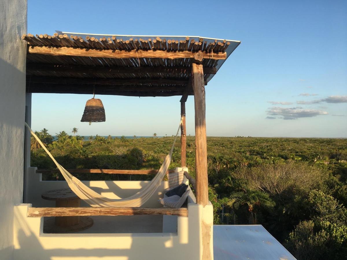 Lunarena Barefoot Hotel El Cuyo Exterior photo
